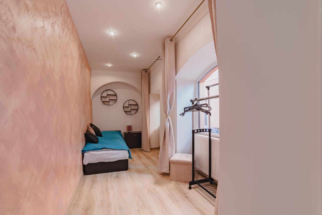 Old Town Studio Apartment Брашов Екстериор снимка