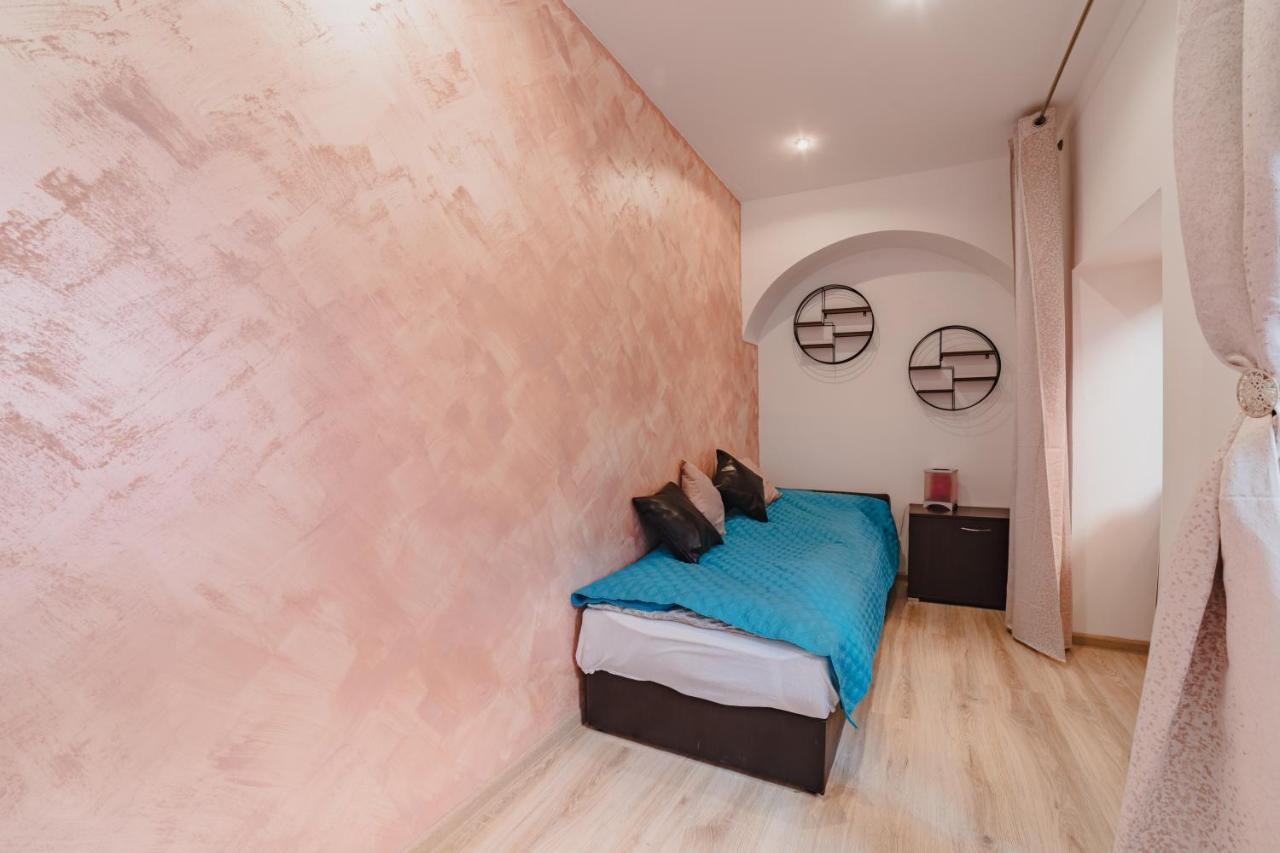 Old Town Studio Apartment Брашов Екстериор снимка